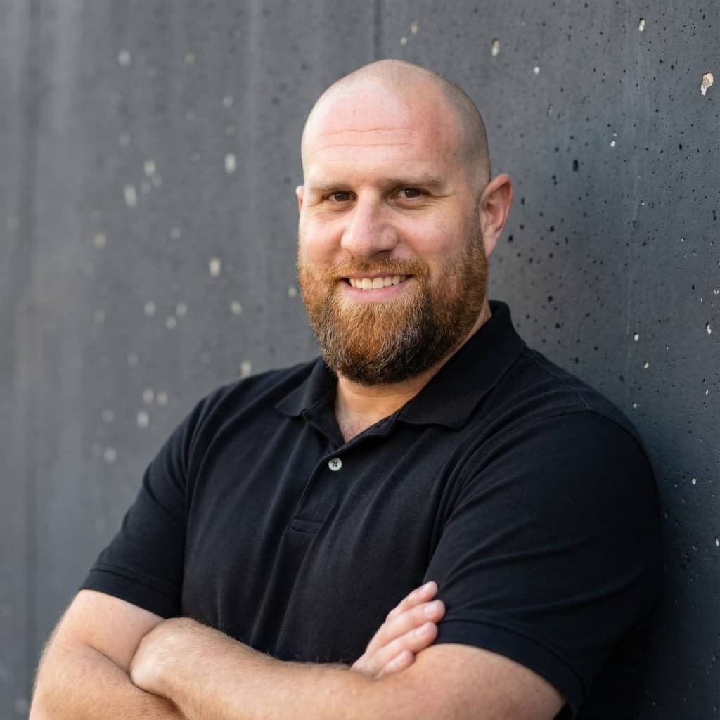 Daniel Shalom - Real Profile